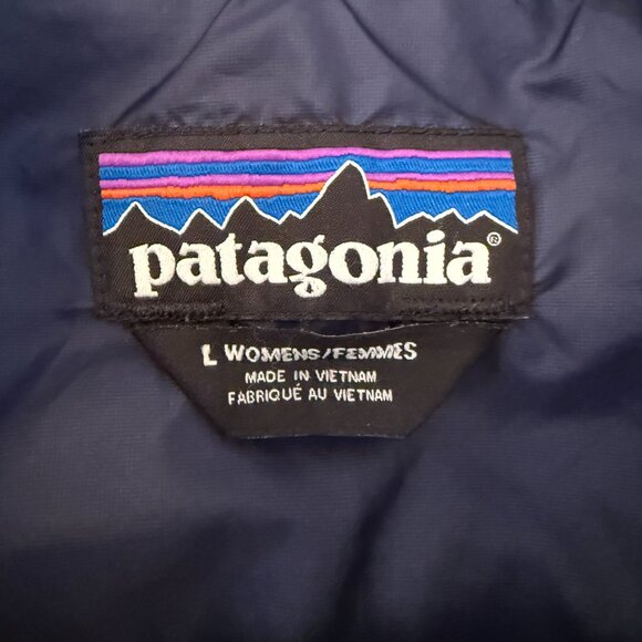 Patagonia Nano Puff Vest – Women's [LARGE] – [NAVY] – Slightly Used / Patched - Picture 3 of 7